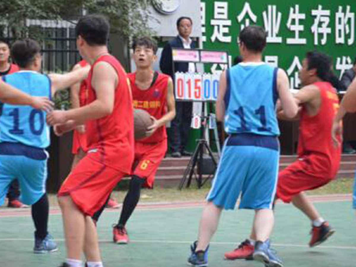 参加长春蔡瑞农业科技创新有限公司“奋进杯”男子篮球赛